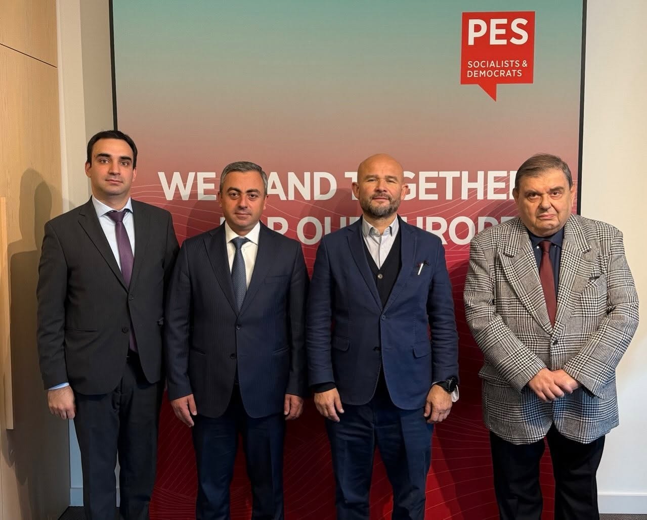 Ishkhan Saghatelyan Meets with Deputy Secretary-General of the Party of ...